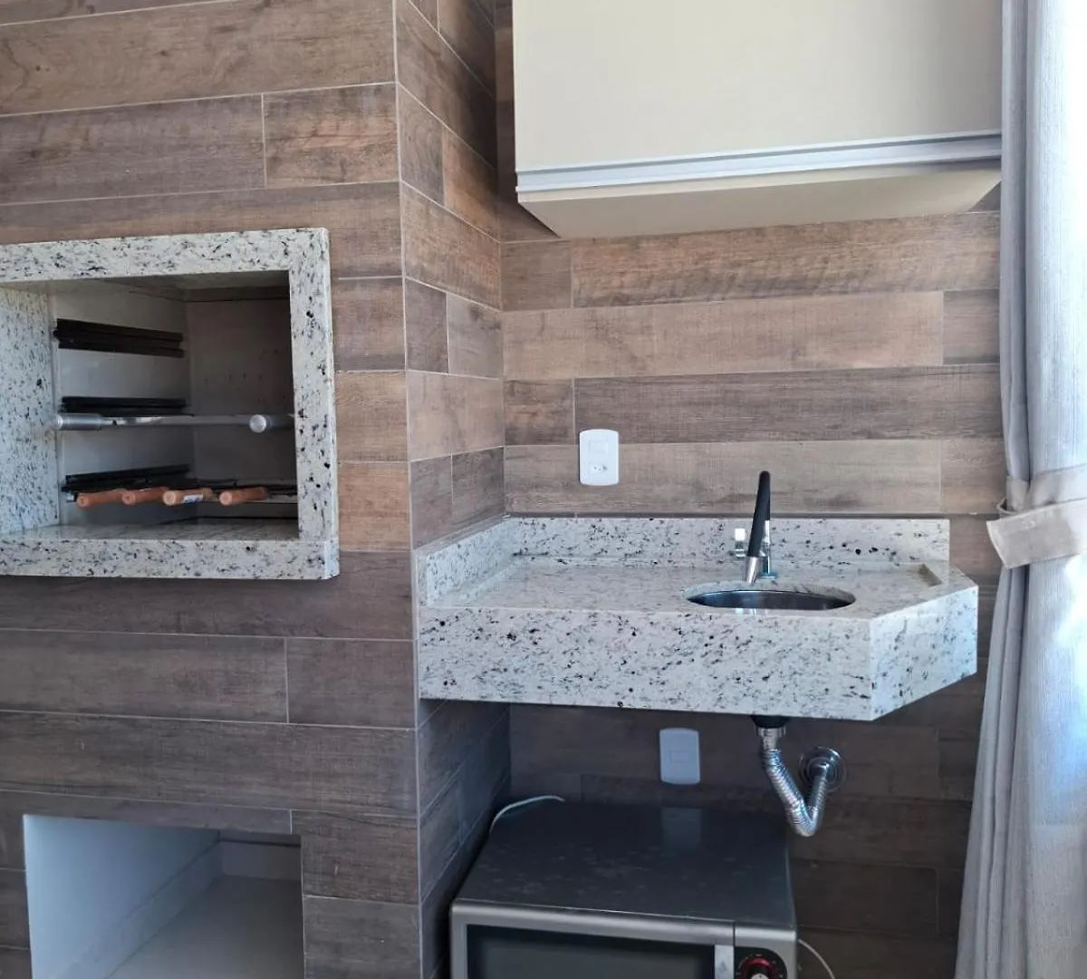 Apartment Apartamento Aluguel Temporada Praia Do Sonho Palhoca Sc Acomodacoes Para Ate 8 Pessoas