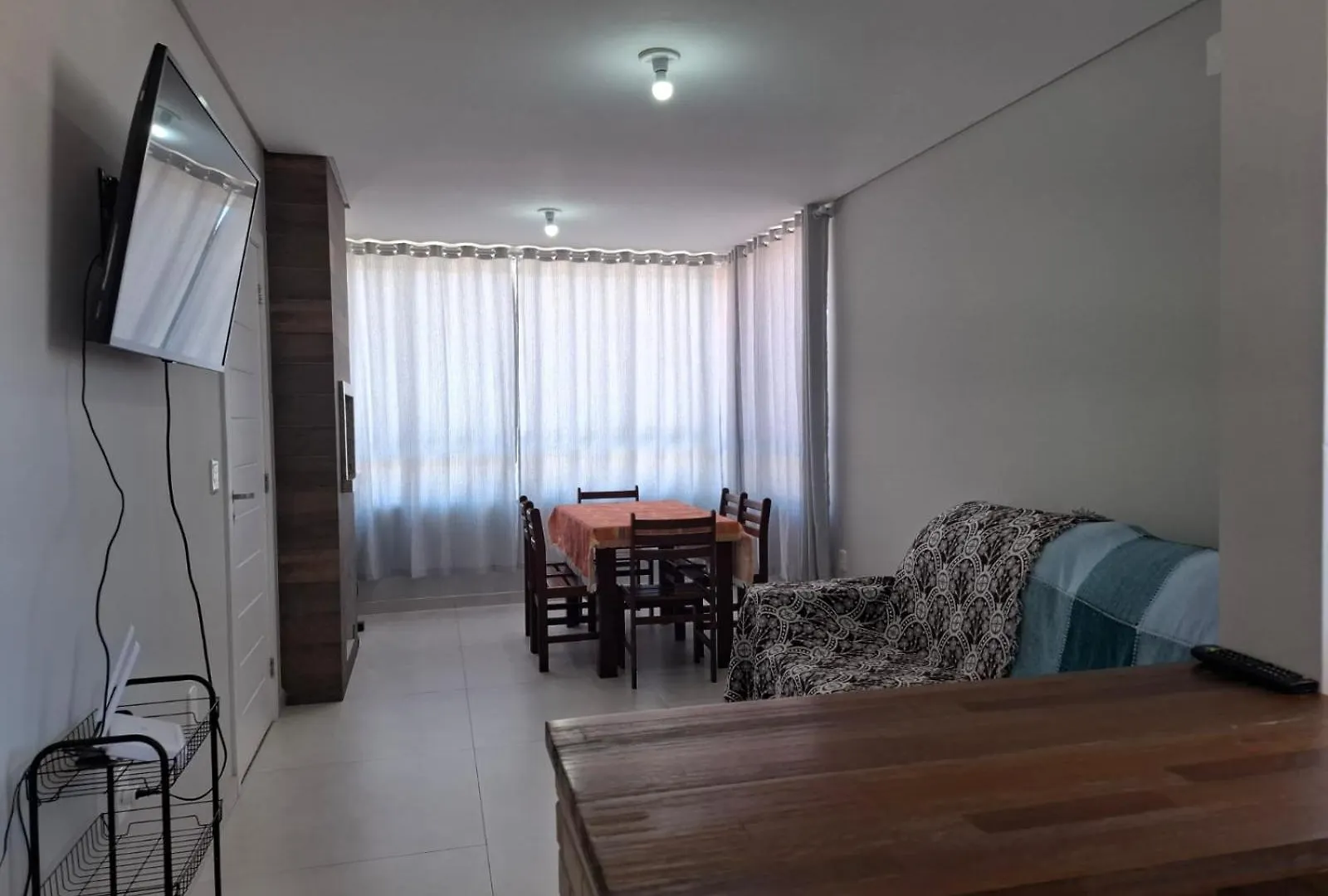 Apartamento Aluguel Temporada Praia Do Sonho Palhoca Sc Acomodacoes Para Ate 8 Pessoas Apartment